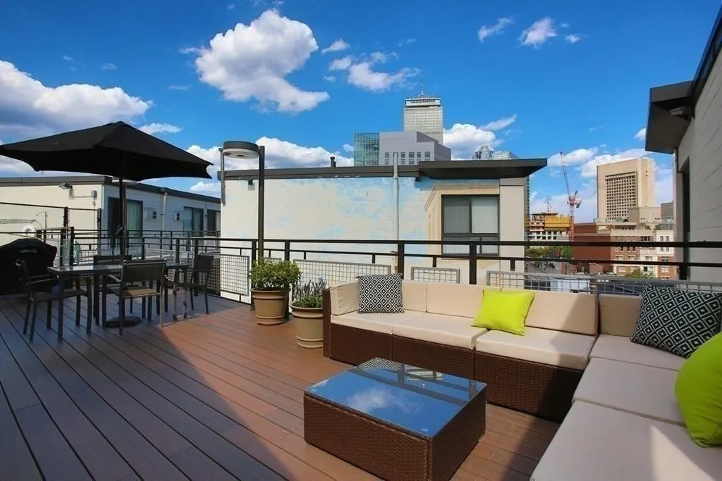 12 Stoneholm St, Fenway