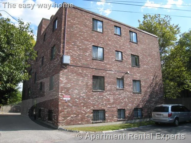 6 Blair Pl, North Cambridge