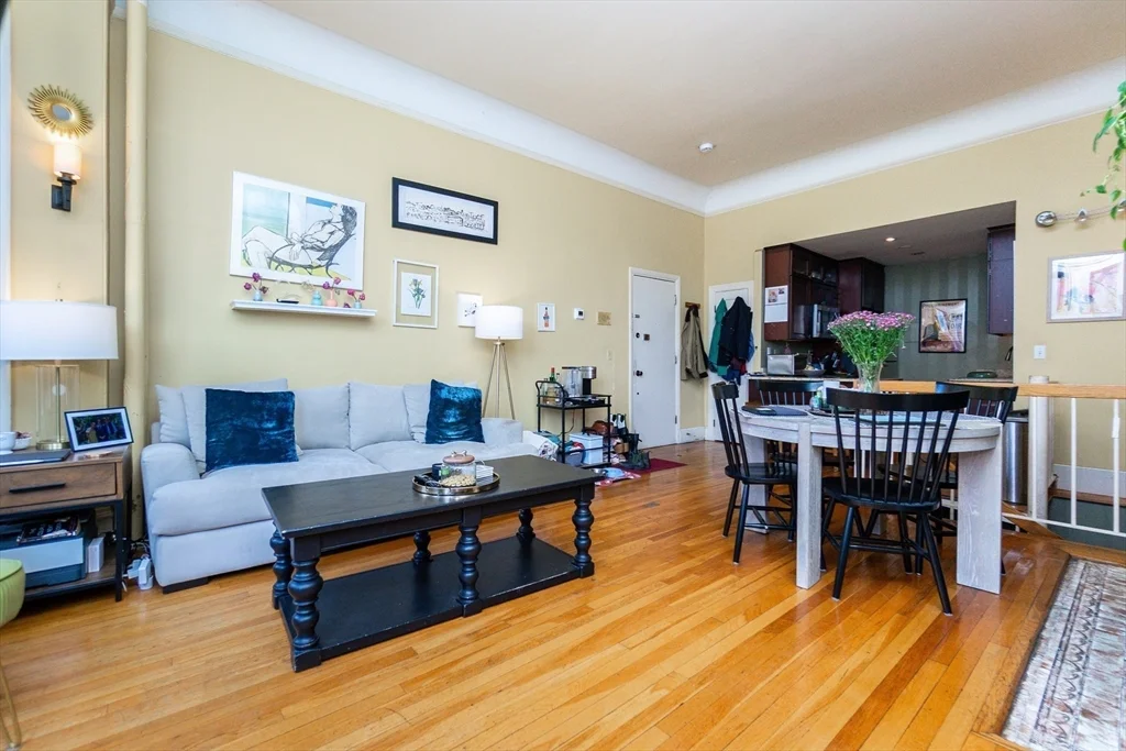465 Commonwealth Ave, Back Bay