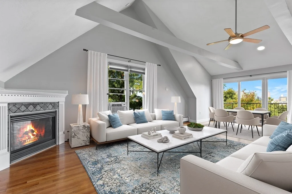 11 Thomas Park, South Boston