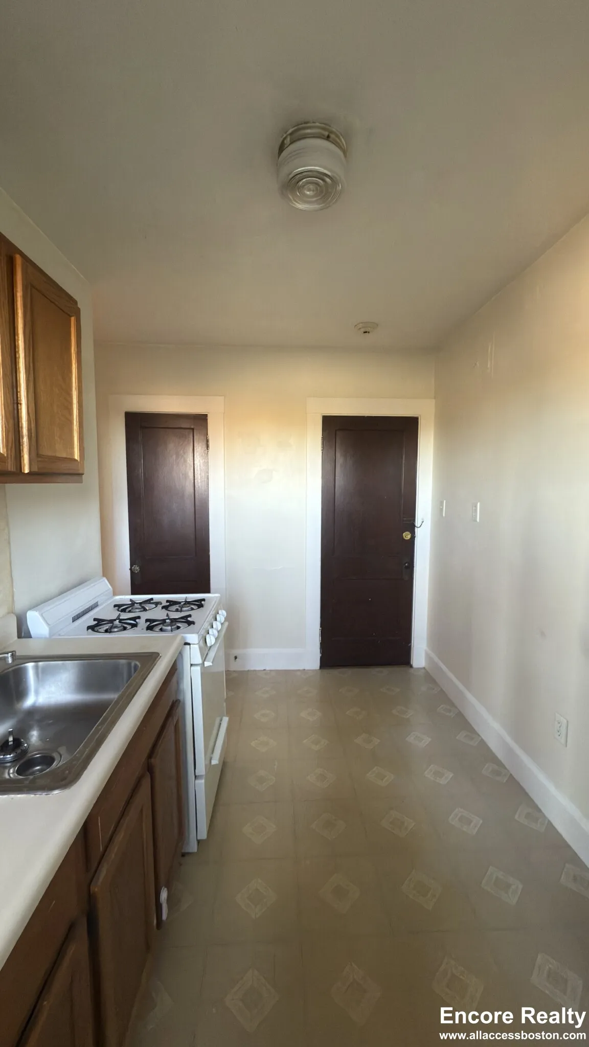 155 Summer St, Spring Hill