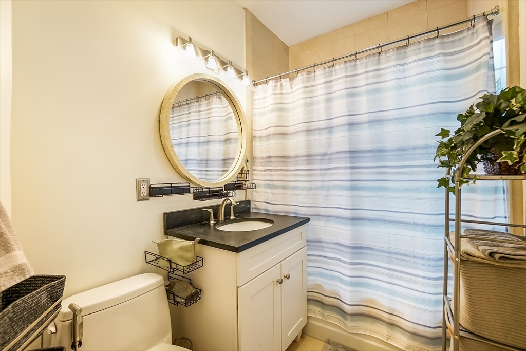 569 Franklin St, Melrose