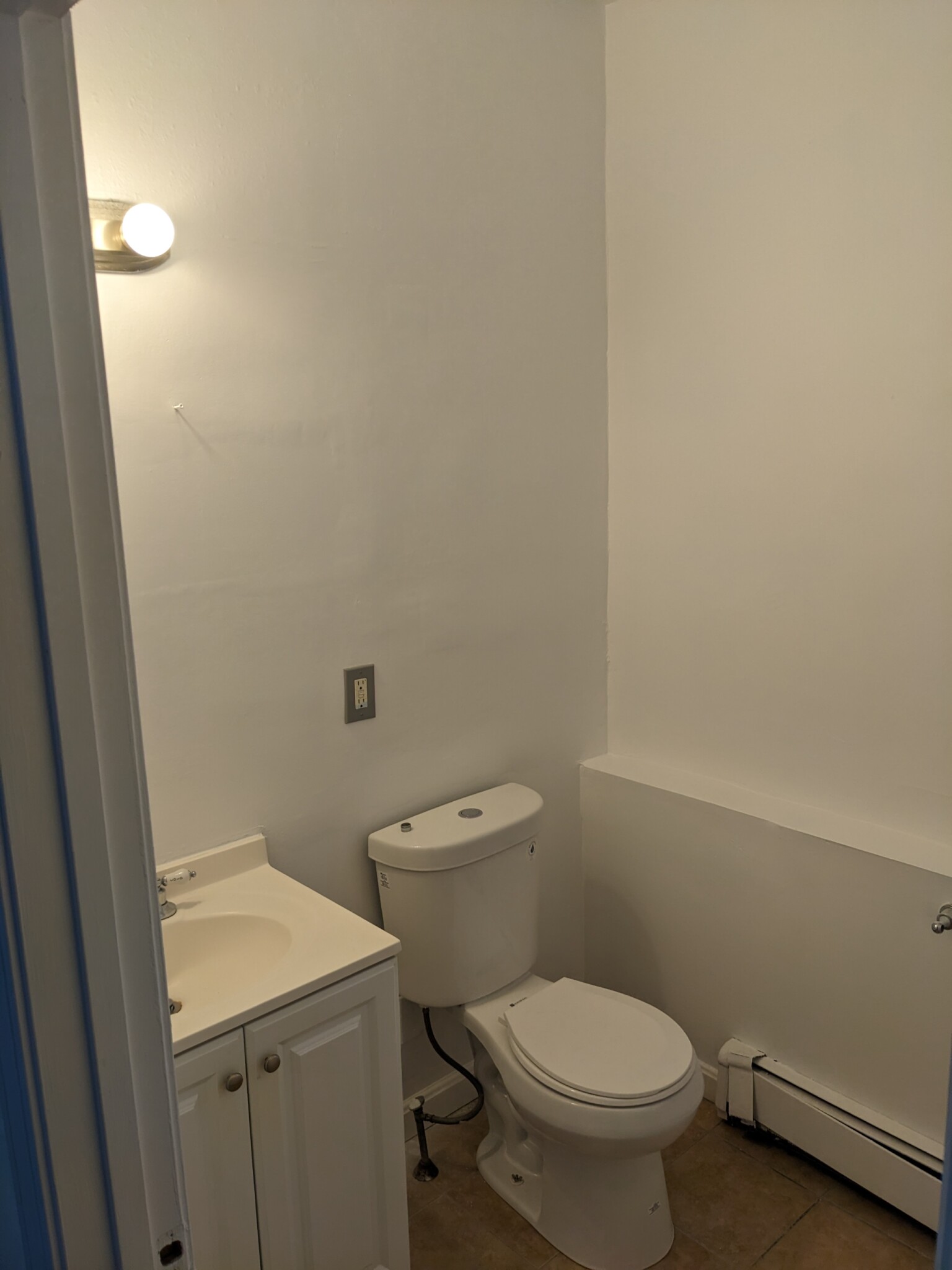 12 Kensington St, Roxbury