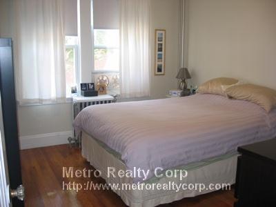 89 Strathmore Rd, Brighton