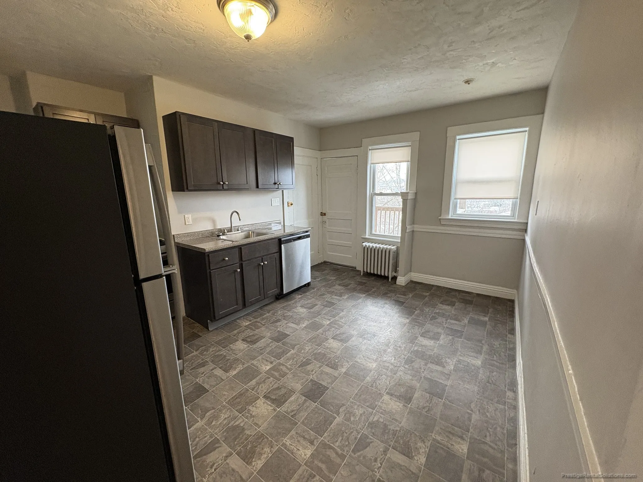 33 Lourdes Ave, Jamaica Plain