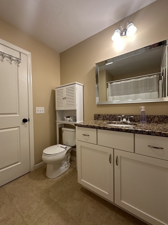 23 Skyview Dr, Millbury