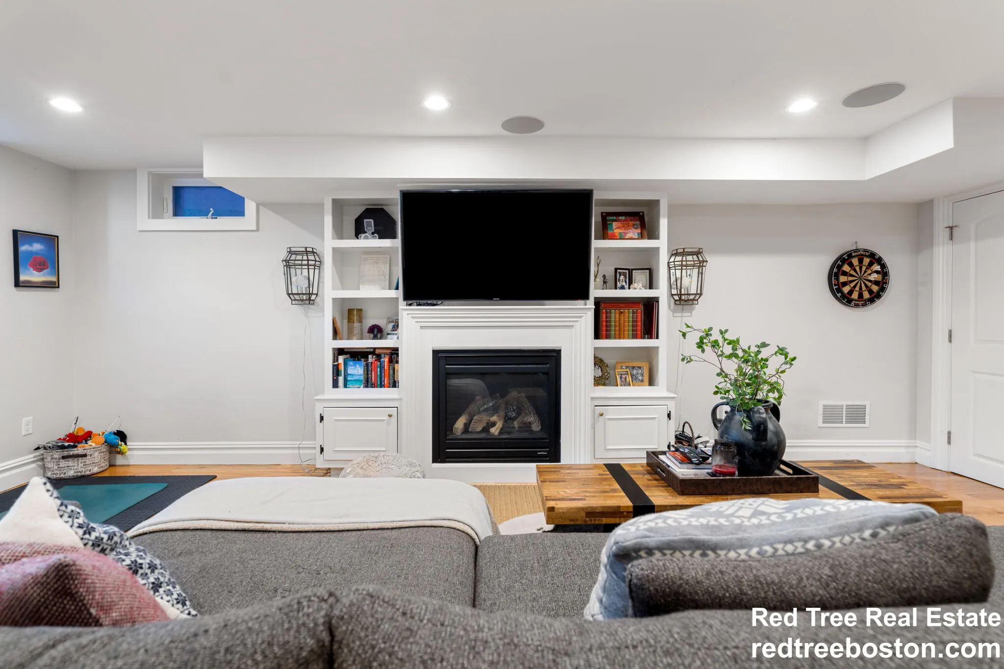 687 East 6th St, South Boston