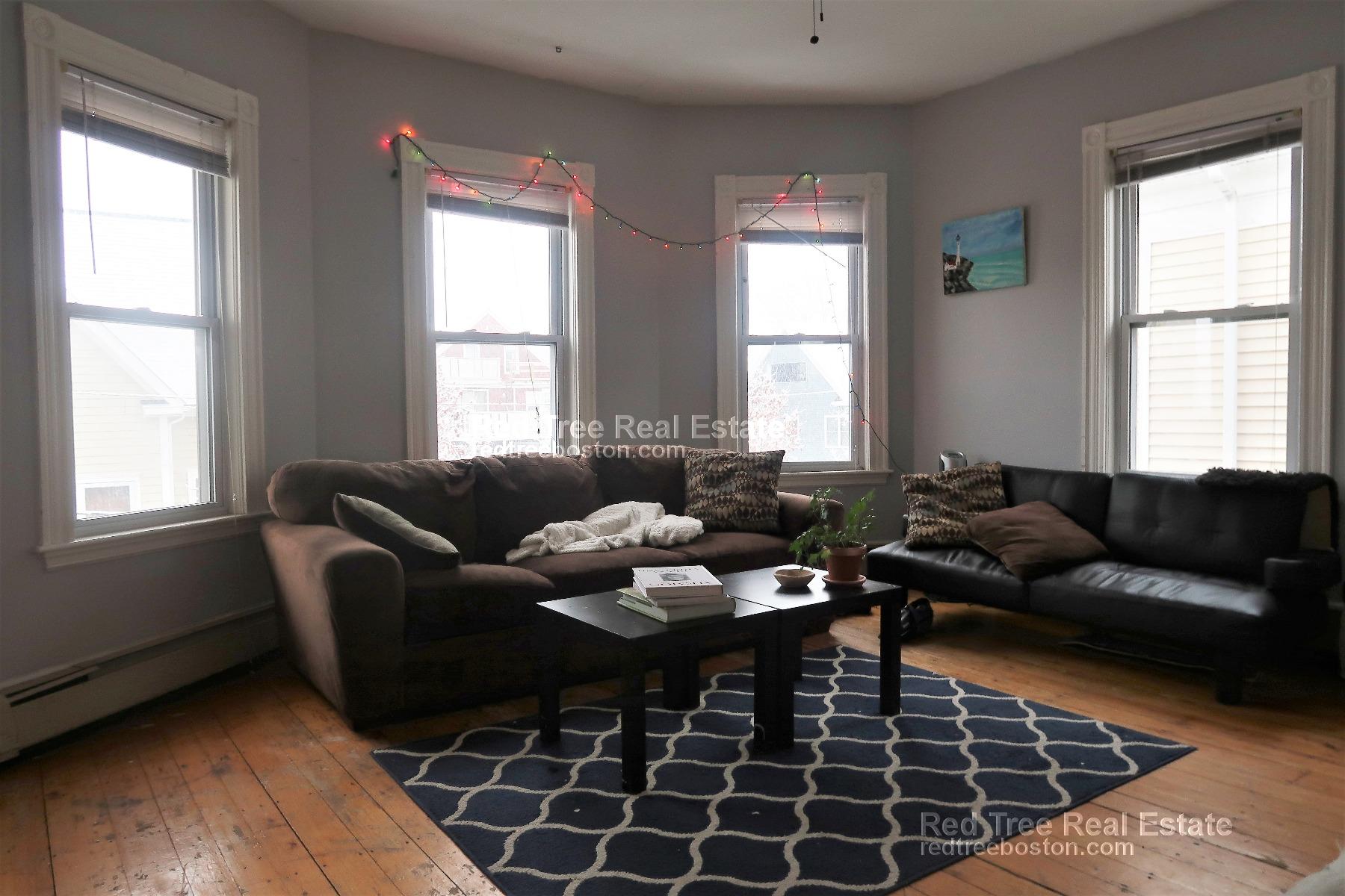 36 Cherokee St, Mission Hill