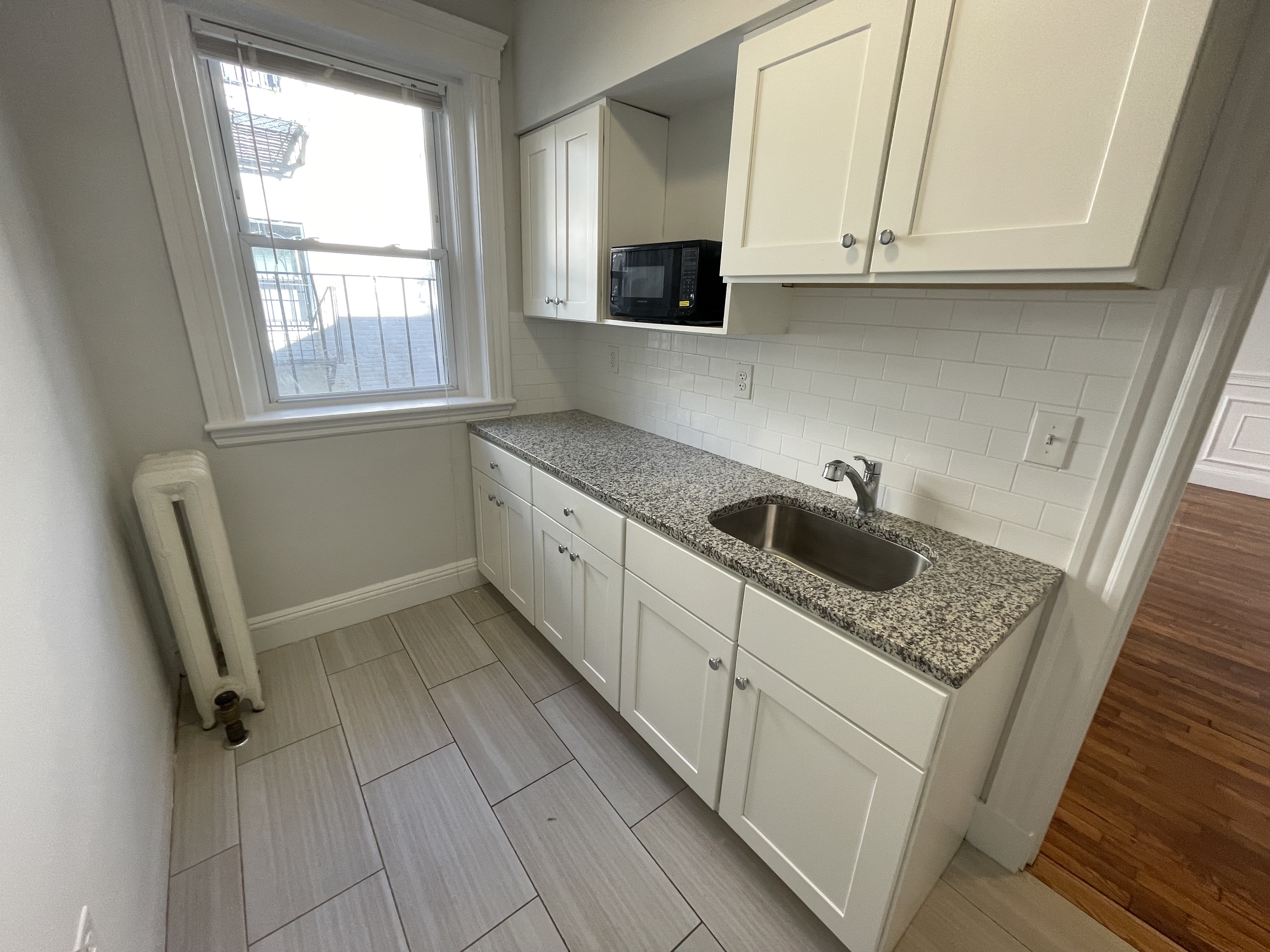 49 Worthington St, Mission Hill