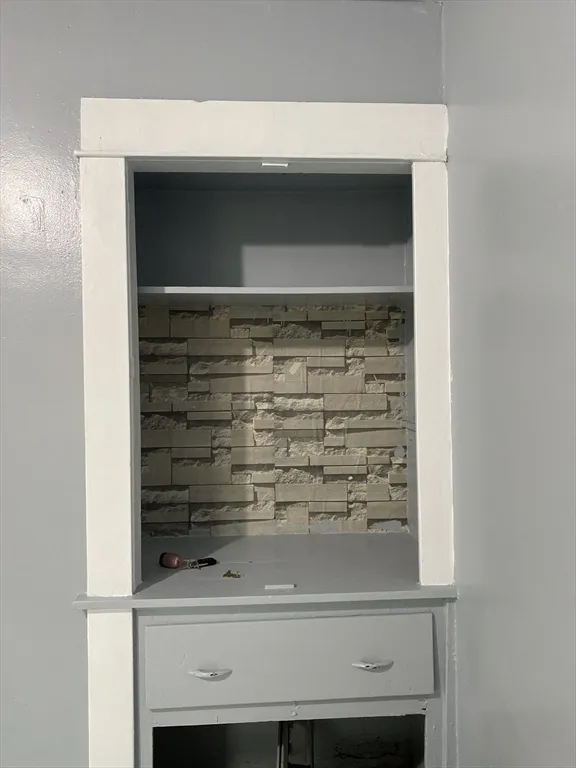 249 Commonwealth Ave, Springfield