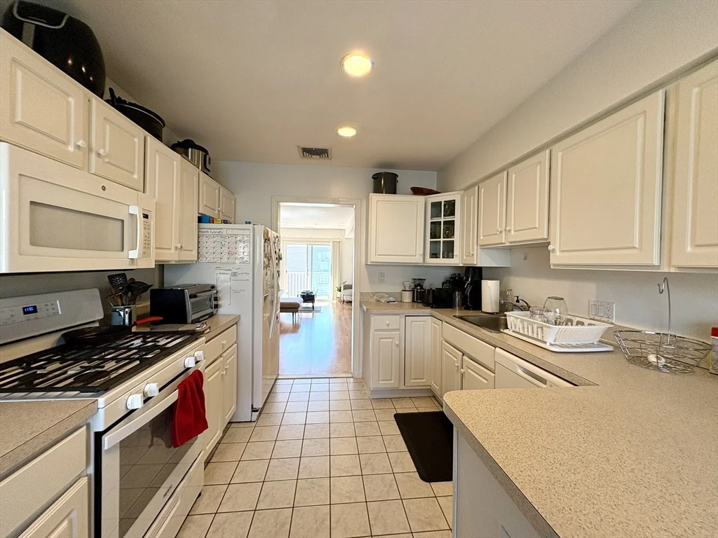 20 Cameron St, Boylston Street