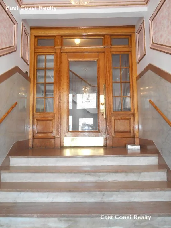 294 Harvard St, Mid-Cambridge