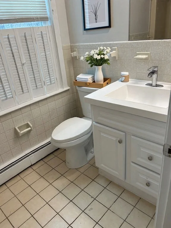 33 Rockland St, Canton