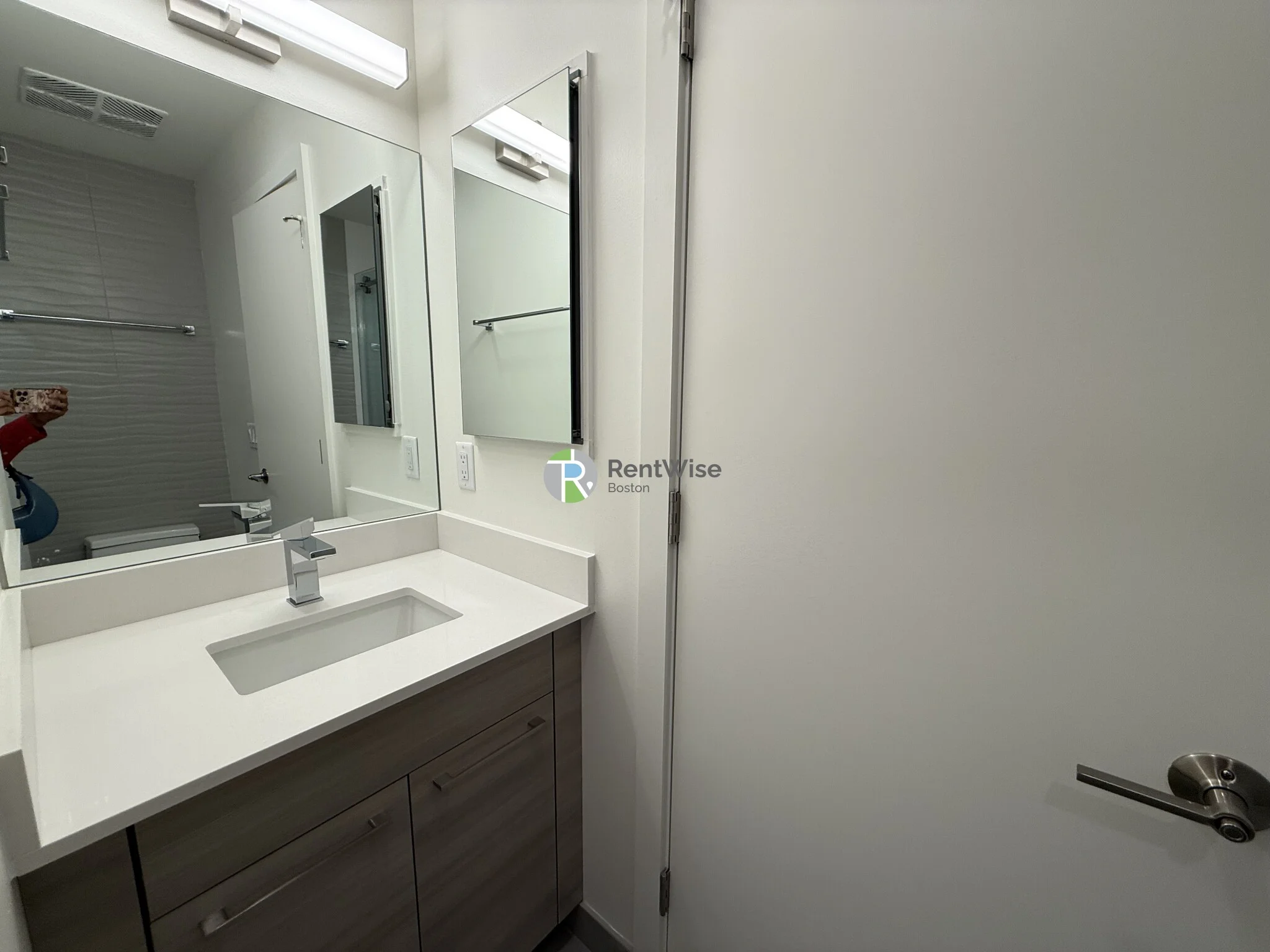 1079 Commonwealth Ave, Allston