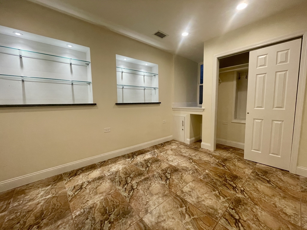 25 Saint Mary's St, Brookline