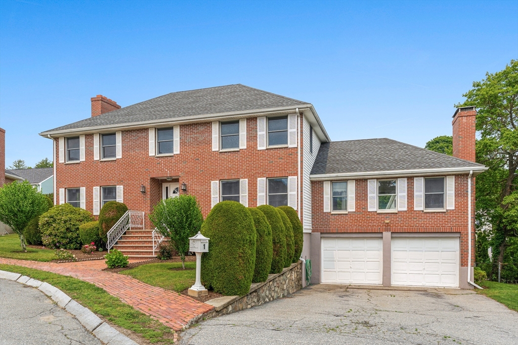 1 Via Marino, Medford