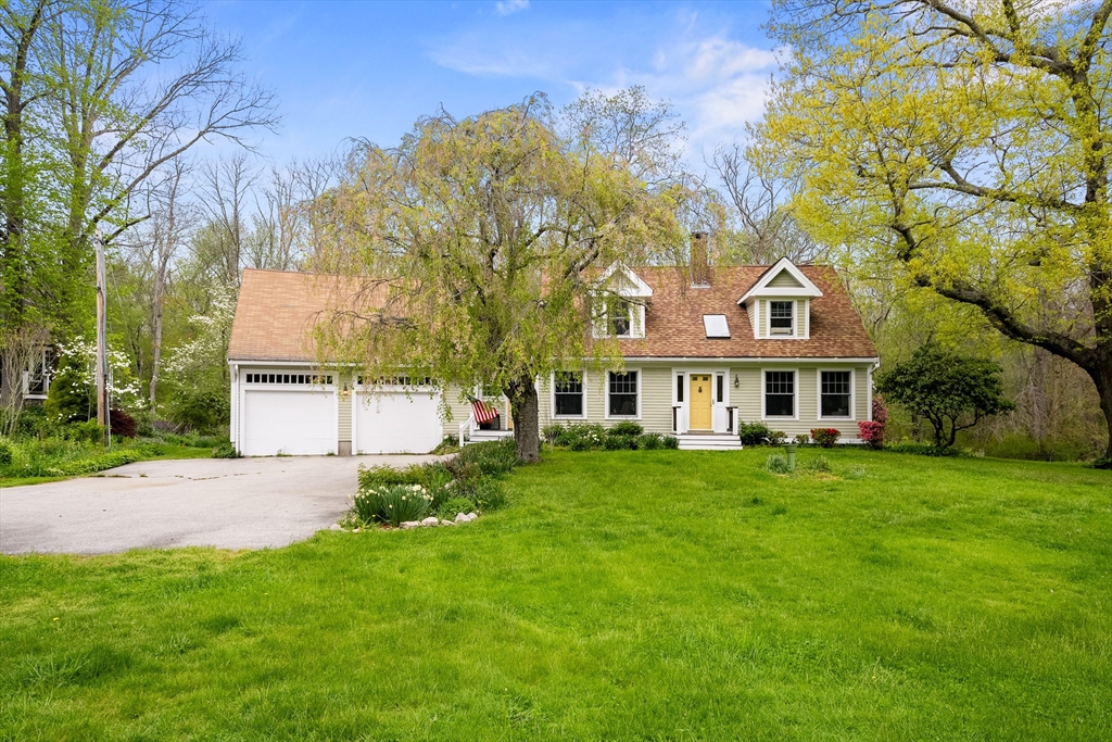 50 Mill Ln, Cohasset