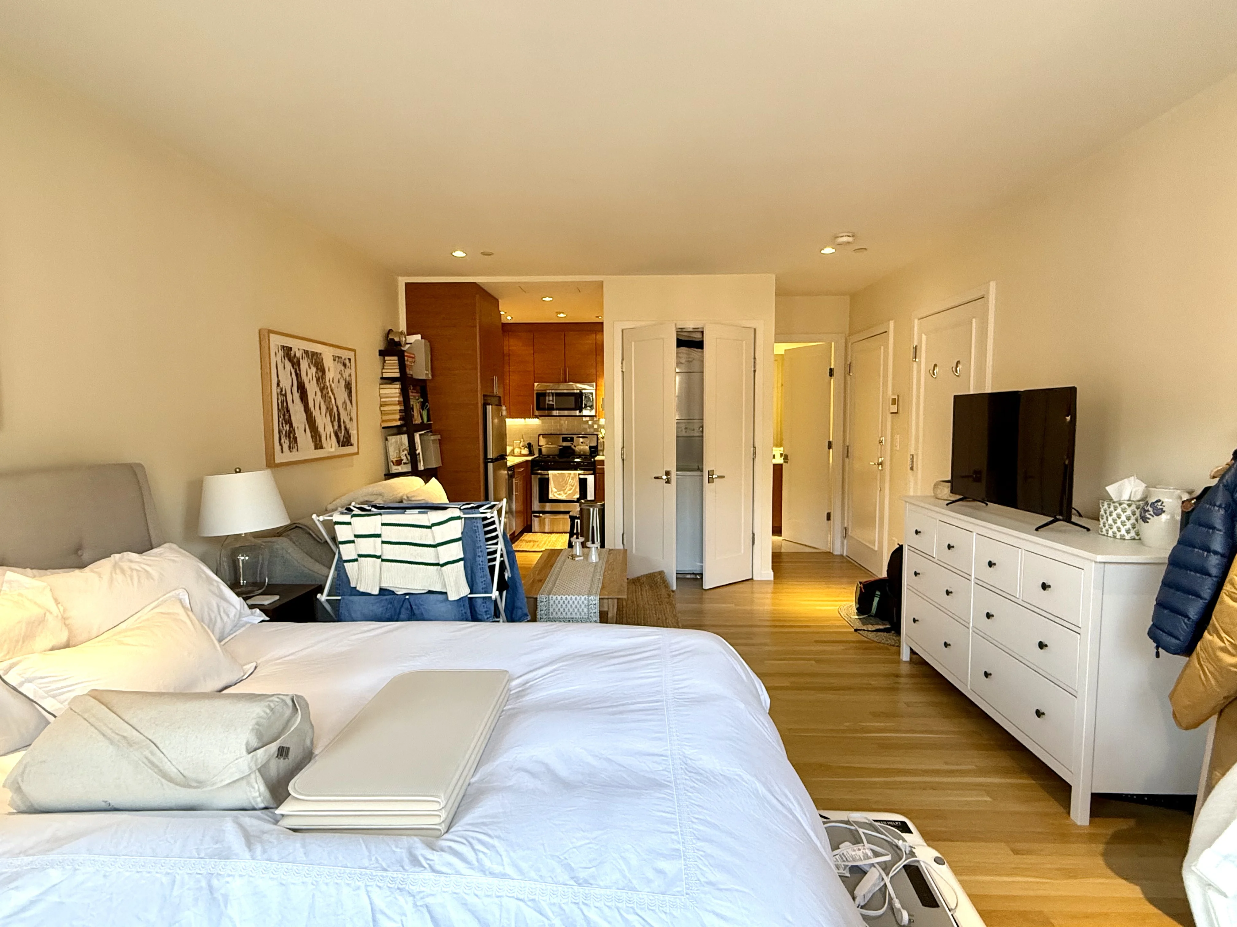 209 Newbury St, Back Bay