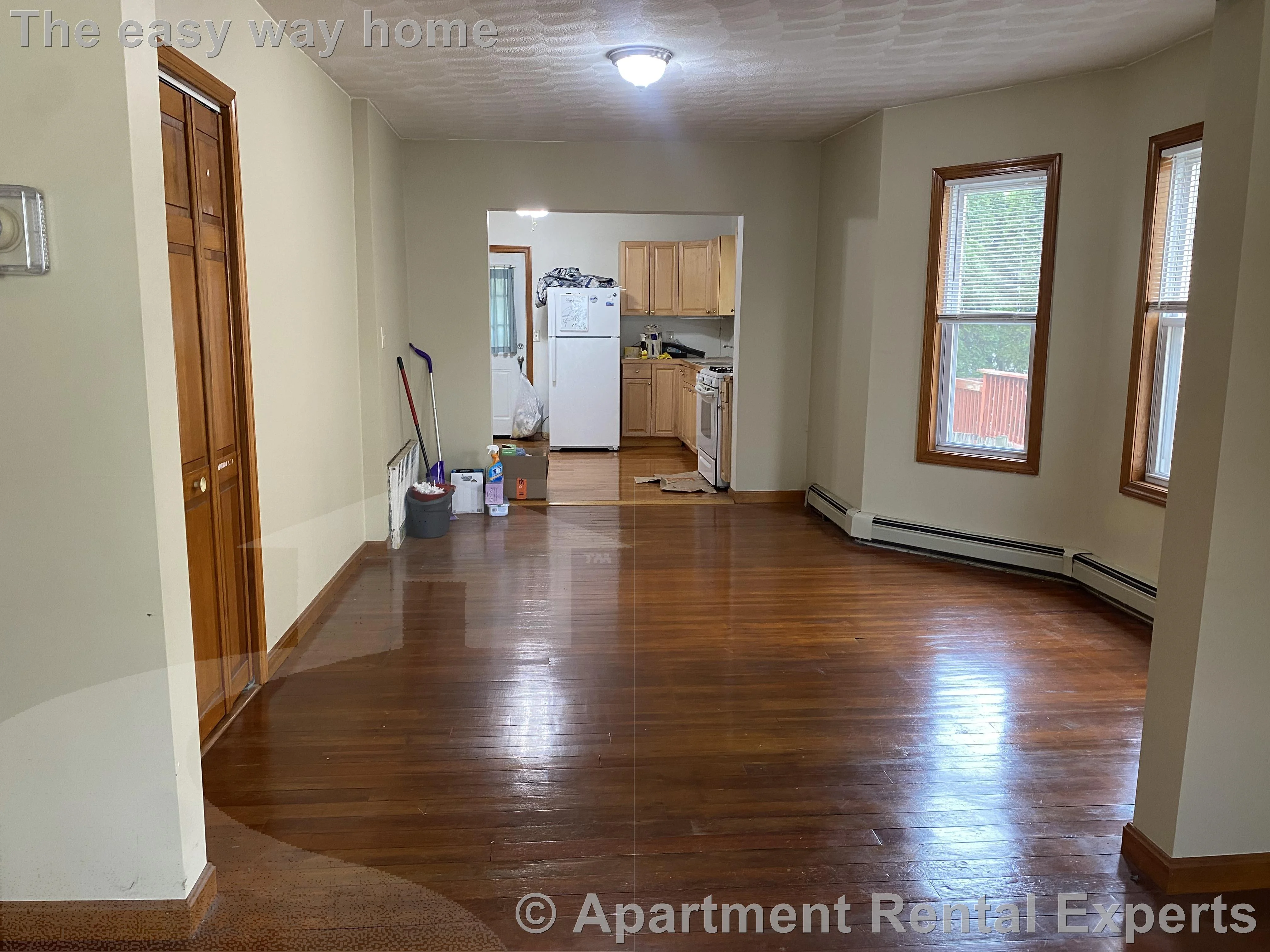 64 Paris St, Medford Square