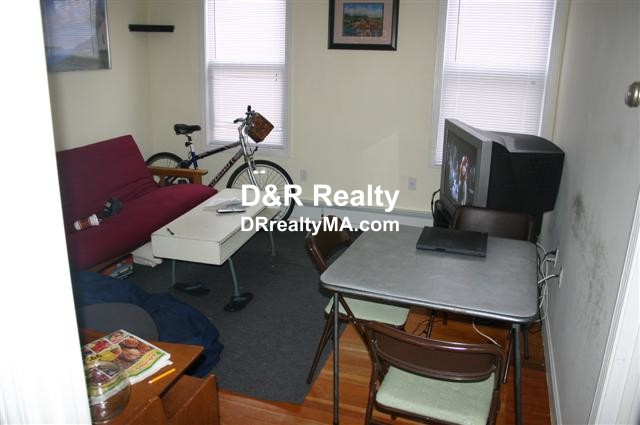 2 bed, 1 bath apartment for rent at 647 Cambridge St Unit 3, East Cambridge