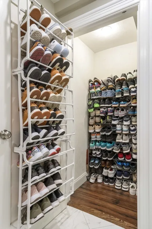 532 East Broadway, South Boston