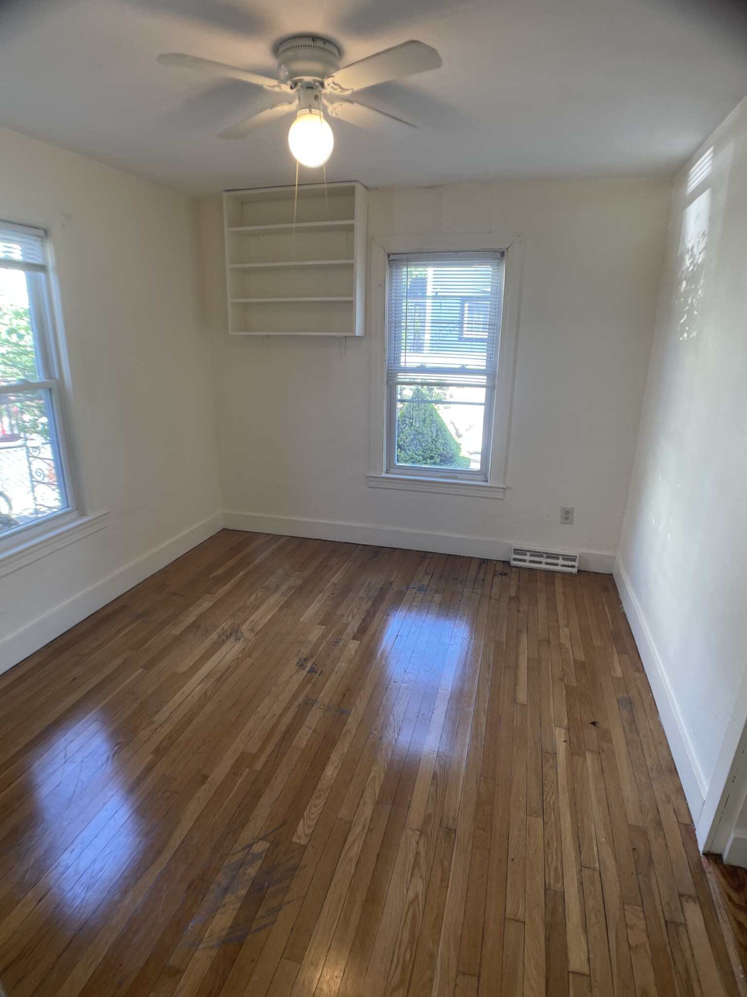 38 Hanson St, Ward Two