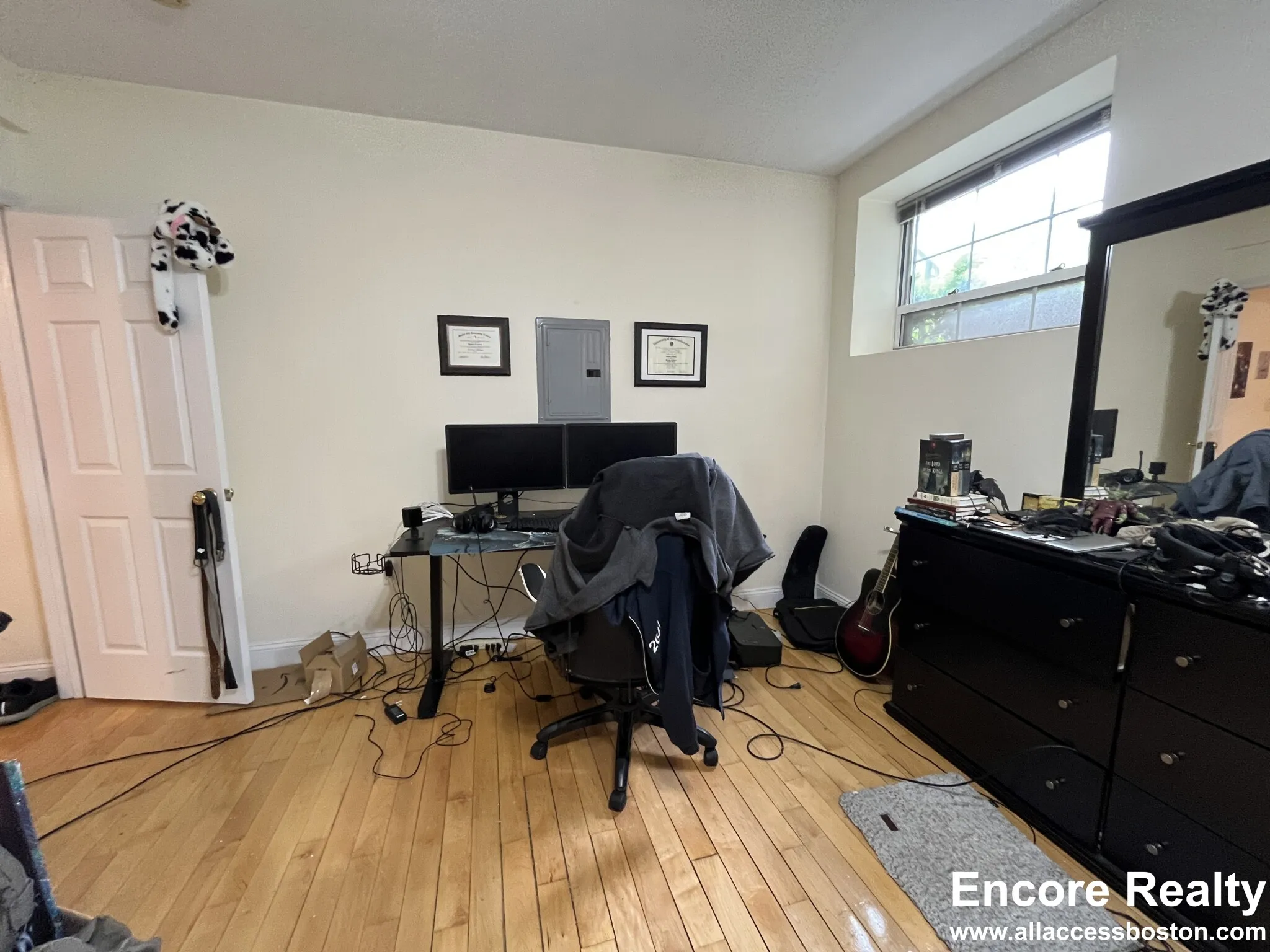 1555 Beacon St, Brookline