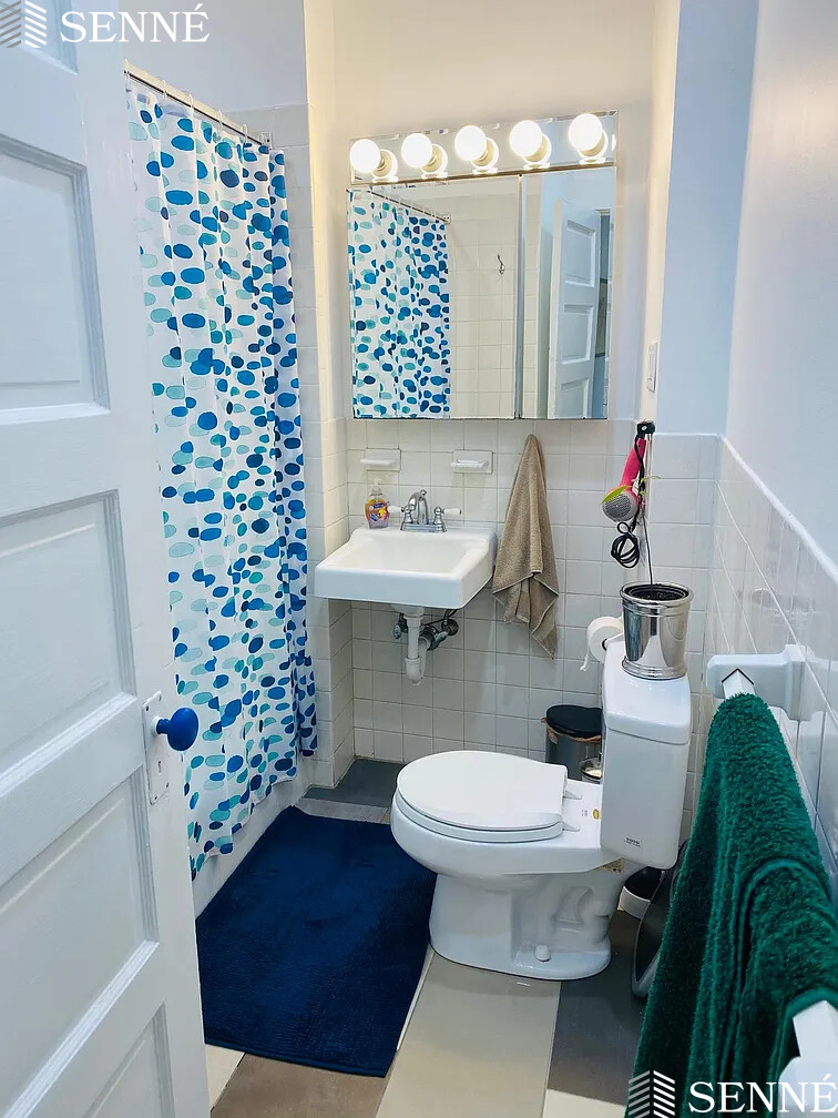 10 Bowdoin St, Neighborhood Nine