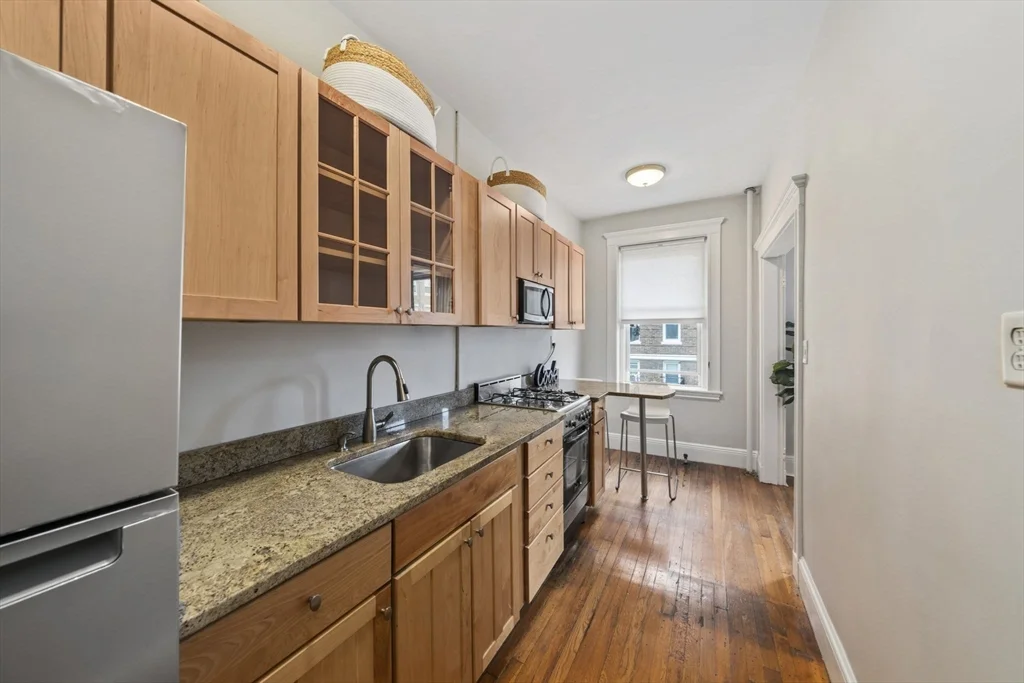229 Kelton, Brighton
