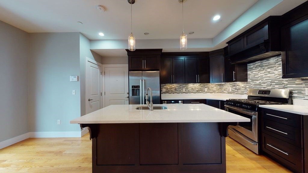 41 West 2nd St, South Boston