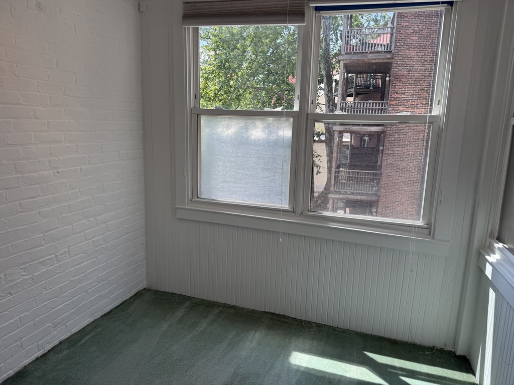 40 Parkman St, Coolidge Corner