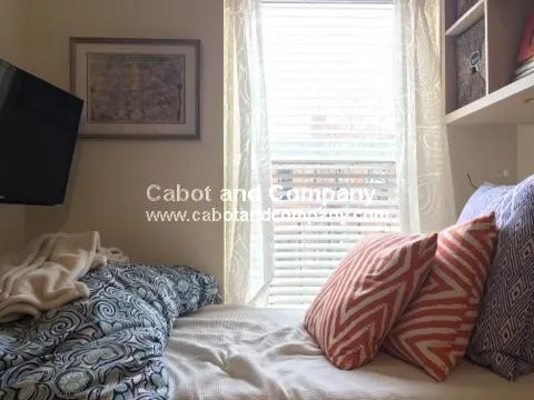 19 Cumberland St, Back Bay