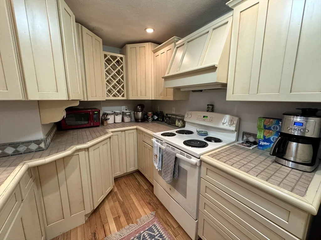 39 Highland Ave, Arlington