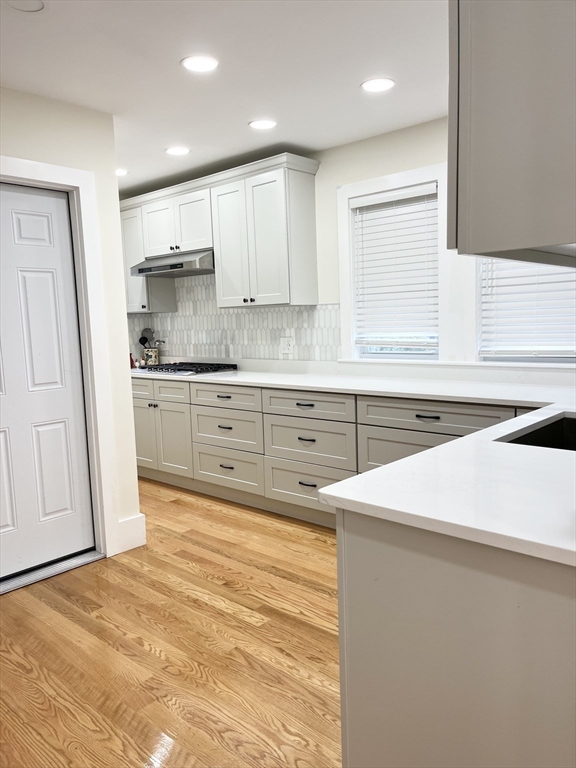 9 Hutchinson St, Dorchester