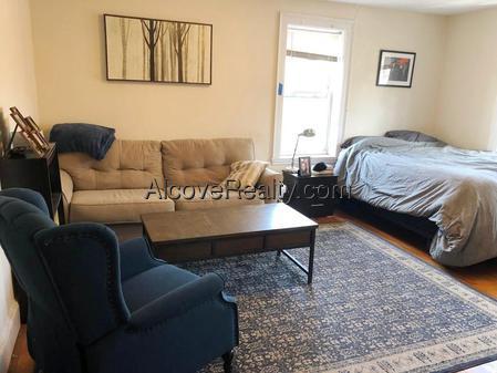 Studio bed, 1 bath apartment for rent at 38 Day St Unit 38, Davis Square — photo 2 of 5