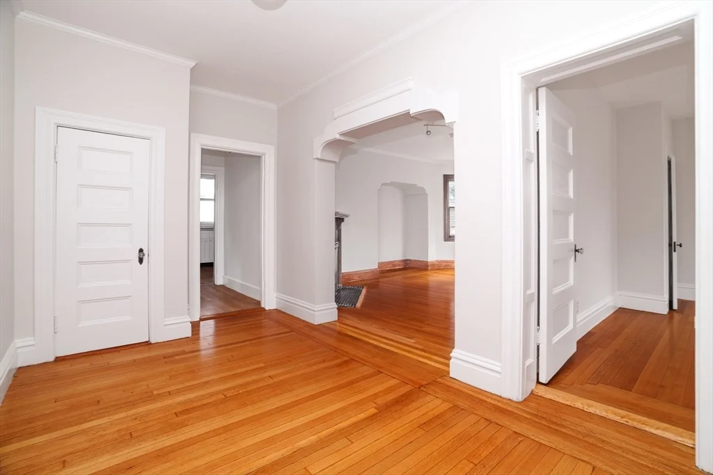 79 Naples, North Brookline