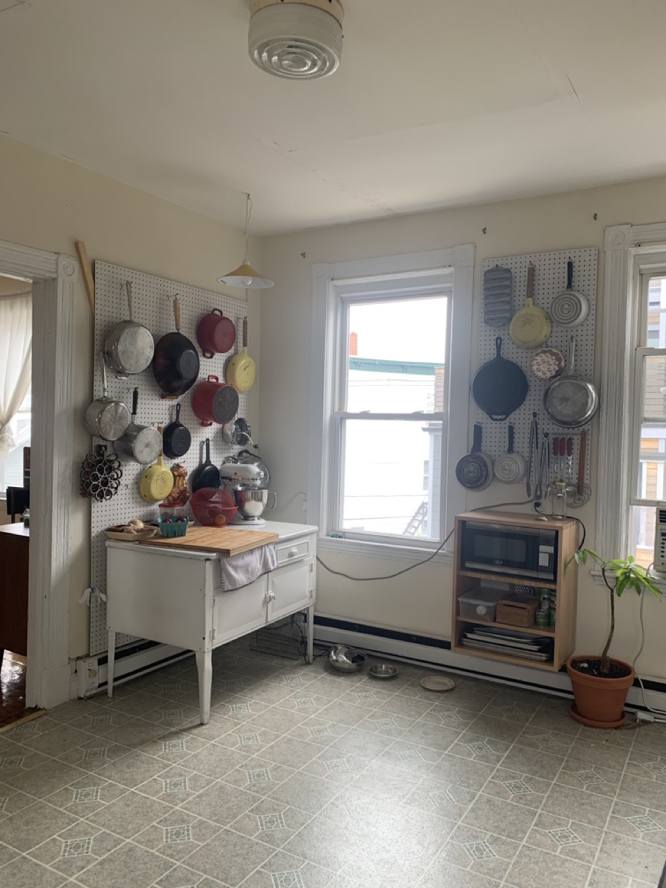 6 Nevada Ave, Ward Two