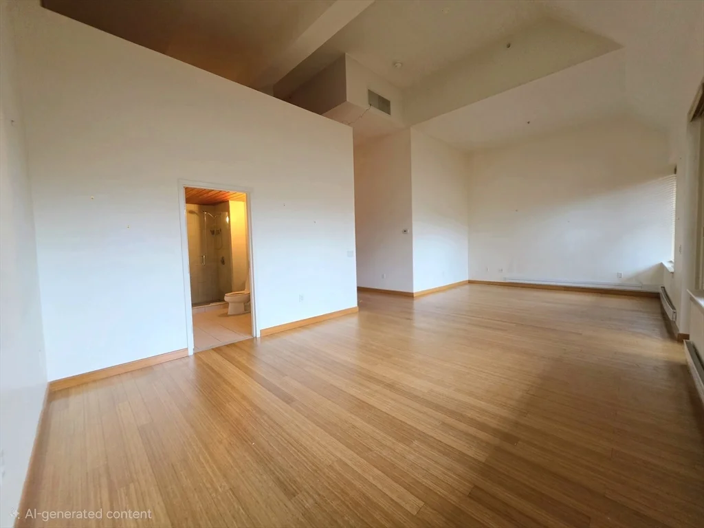 290 Pleasant St, Watertown