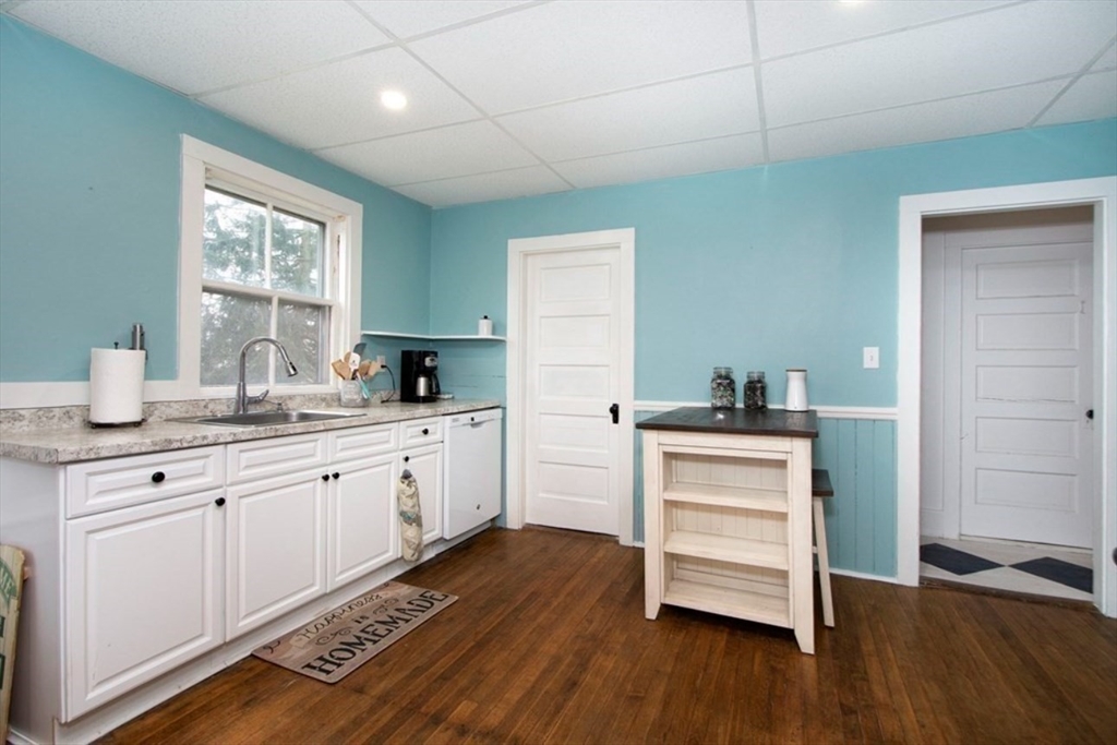 17 Suosso Ln, Plymouth