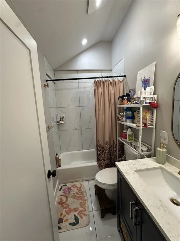 536 E Broadway, South Boston