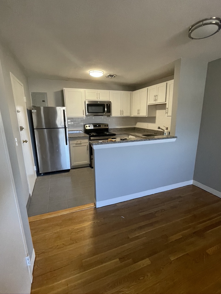 2 bed, 1 bath apartment for rent at 14 Riverside St Unit 3, Watertown — photo 1 of 9