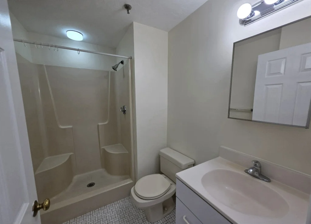 230 Willard St, Quincy