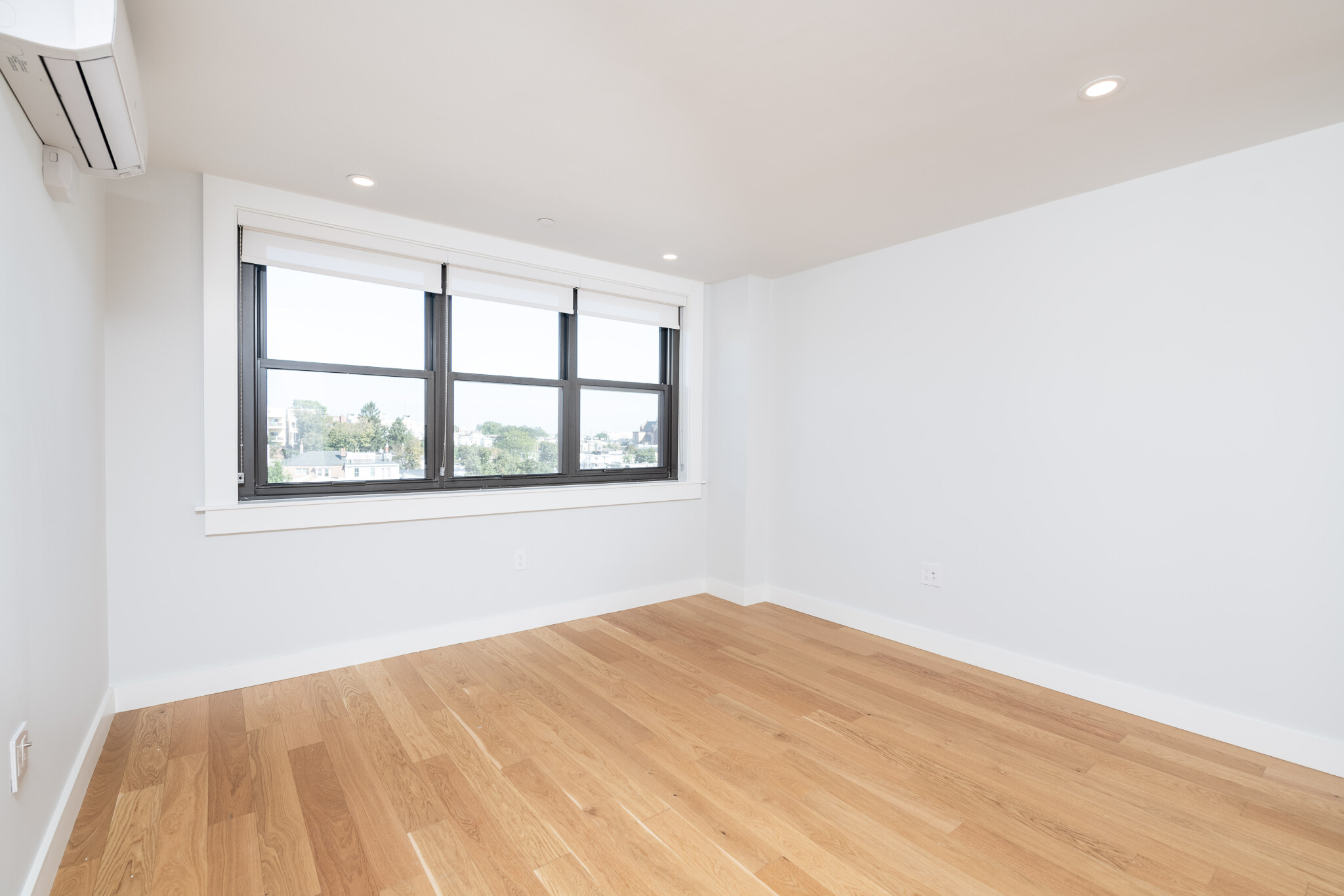 1410 Columbia Rd, South Boston