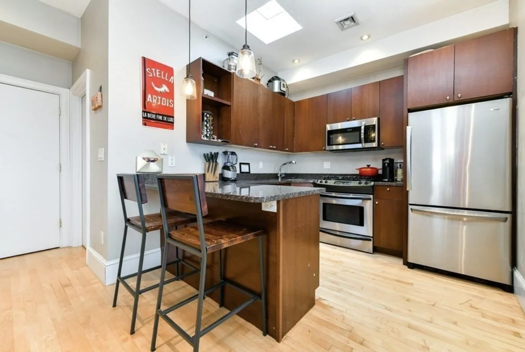 137-139 D St, South Boston