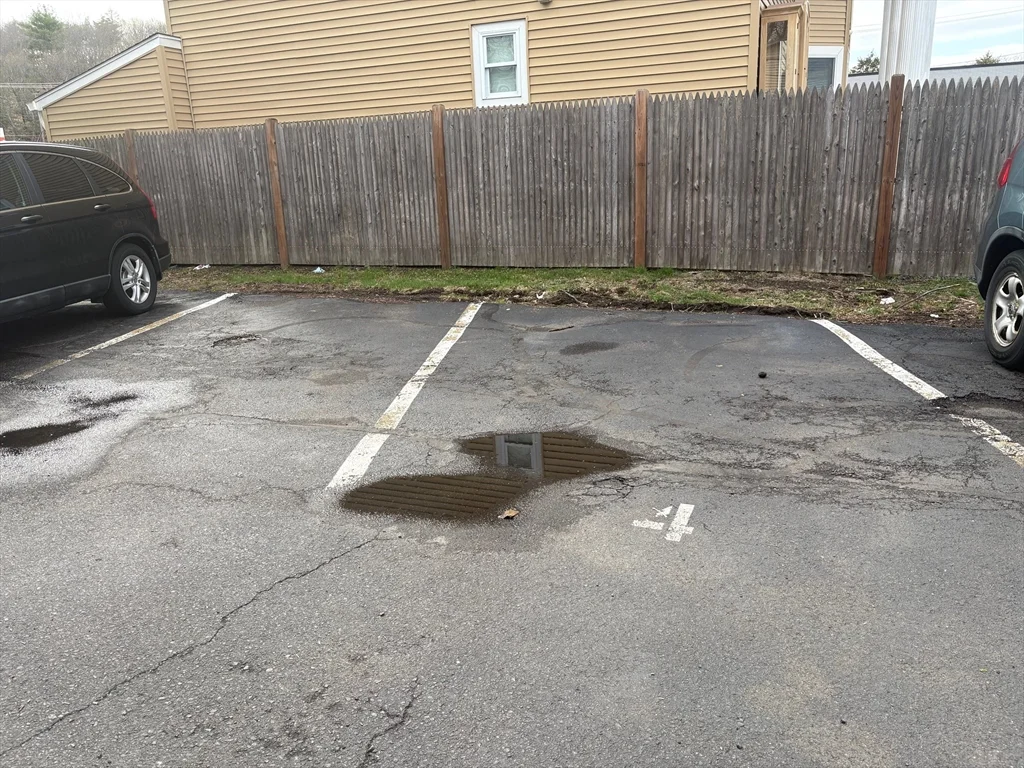90 Ford St, Lynn