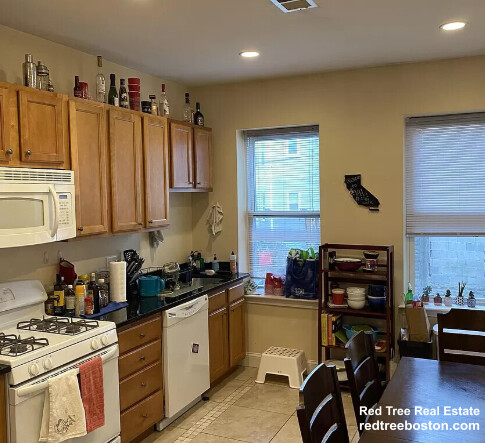 191 Boylston St, Jamaica Plain