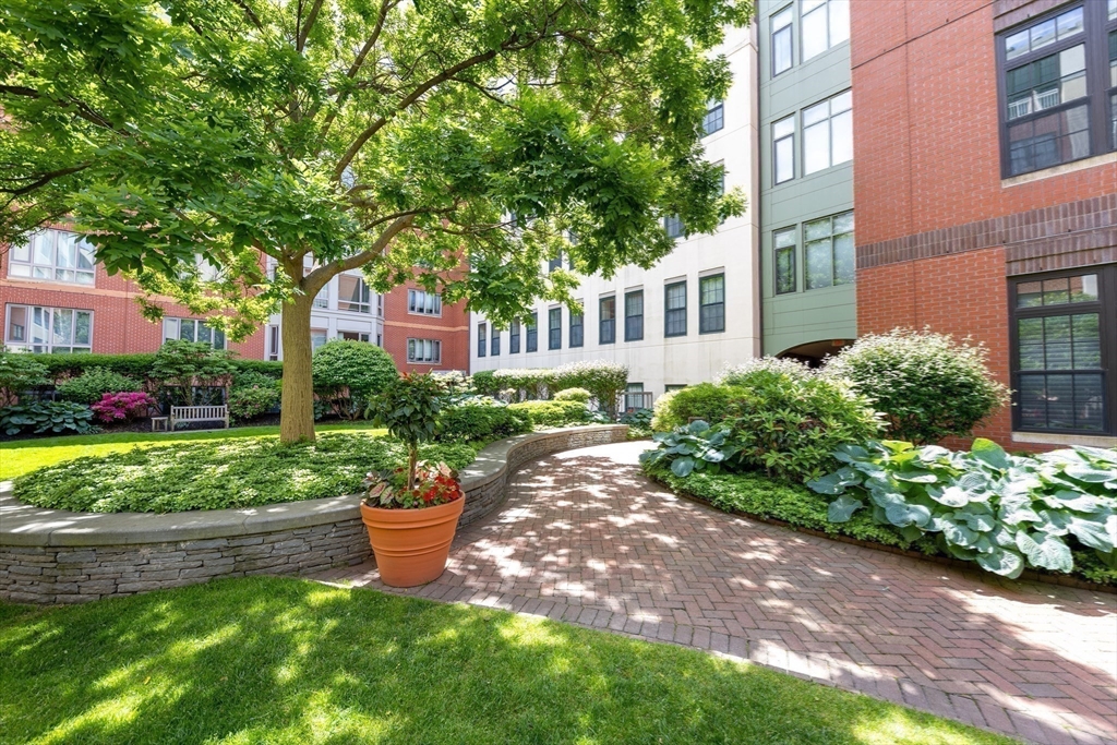 17 Otis St, Cambridge