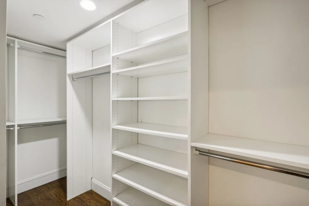1471 Beacon St, Coolidge Corner