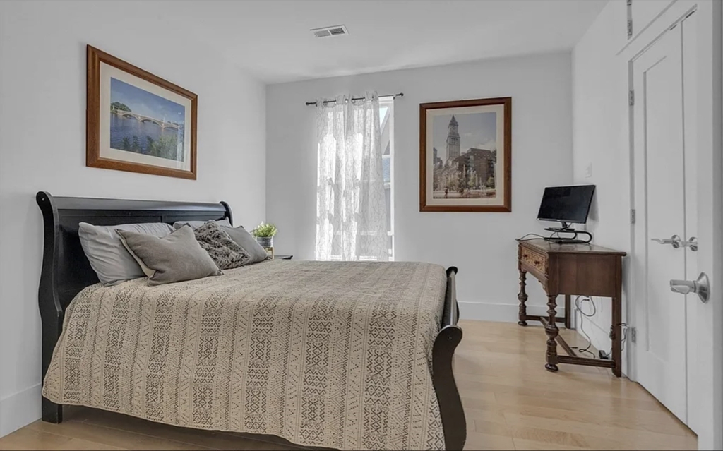 41 Woodville St, Roxbury