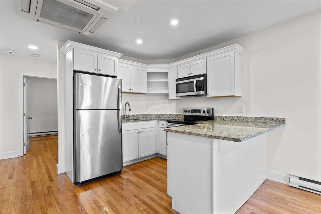 754 Huntington Ave, Mission Hill
